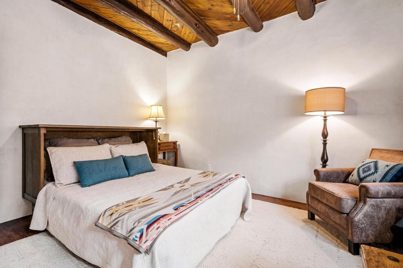 Pueblo Revival Villa Taos Luaran gambar